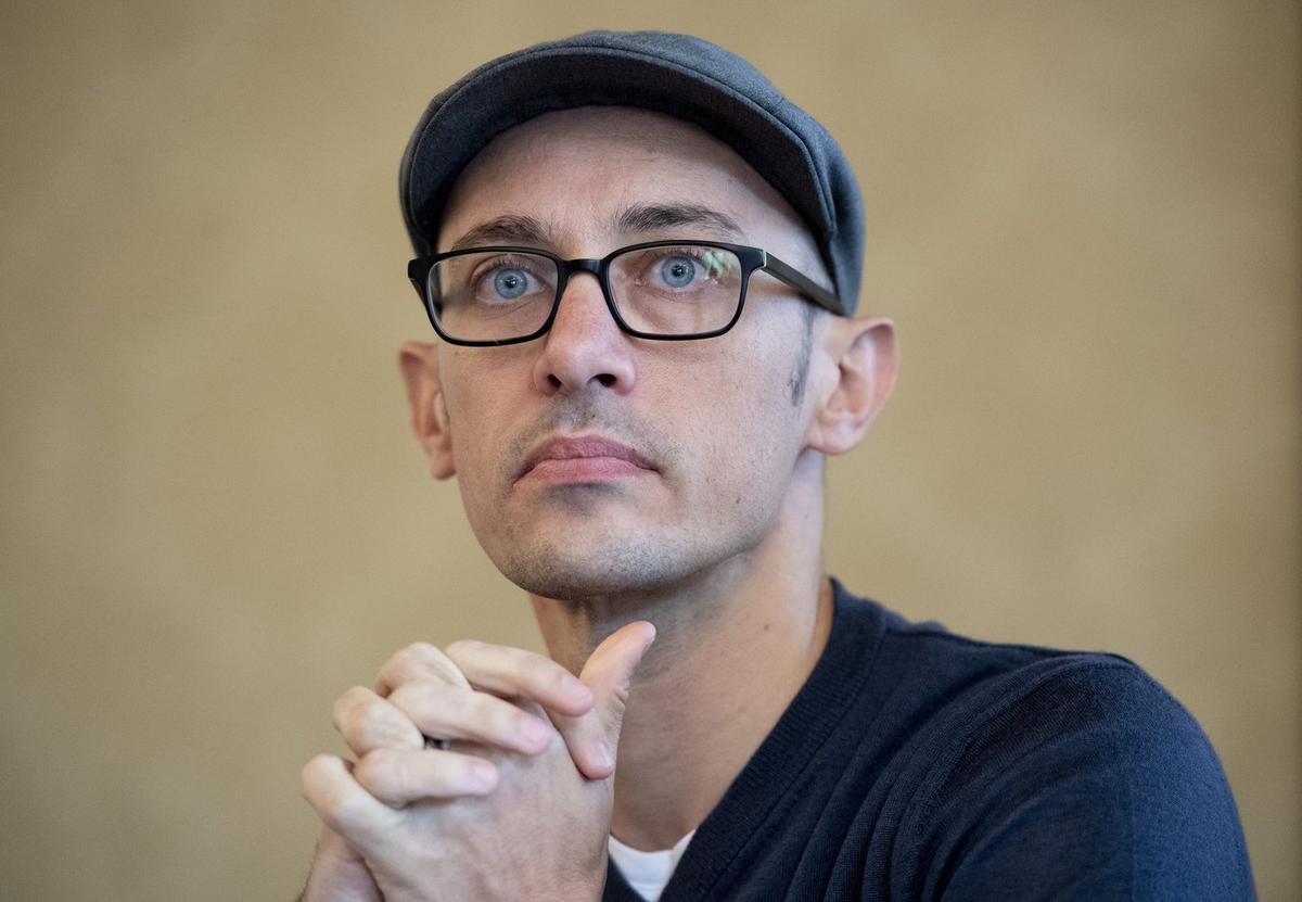 Shopify CEO Vows to Fight CRA Demand for Six Years of Canadian Merchant Records