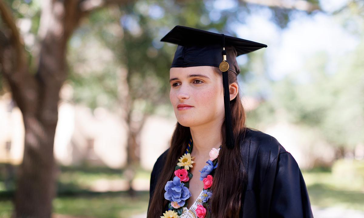 Valedictorian With Nonspeaking Autism Delivers Moving Graduation Speech, ‘God Gave You a Voice. Use It’