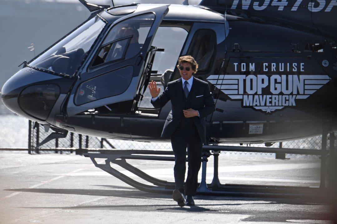 Want to Be a Leader Like Tom Cruise? 4 Supersonic Leadership Lessons From ‘Top Gun: Maverick’