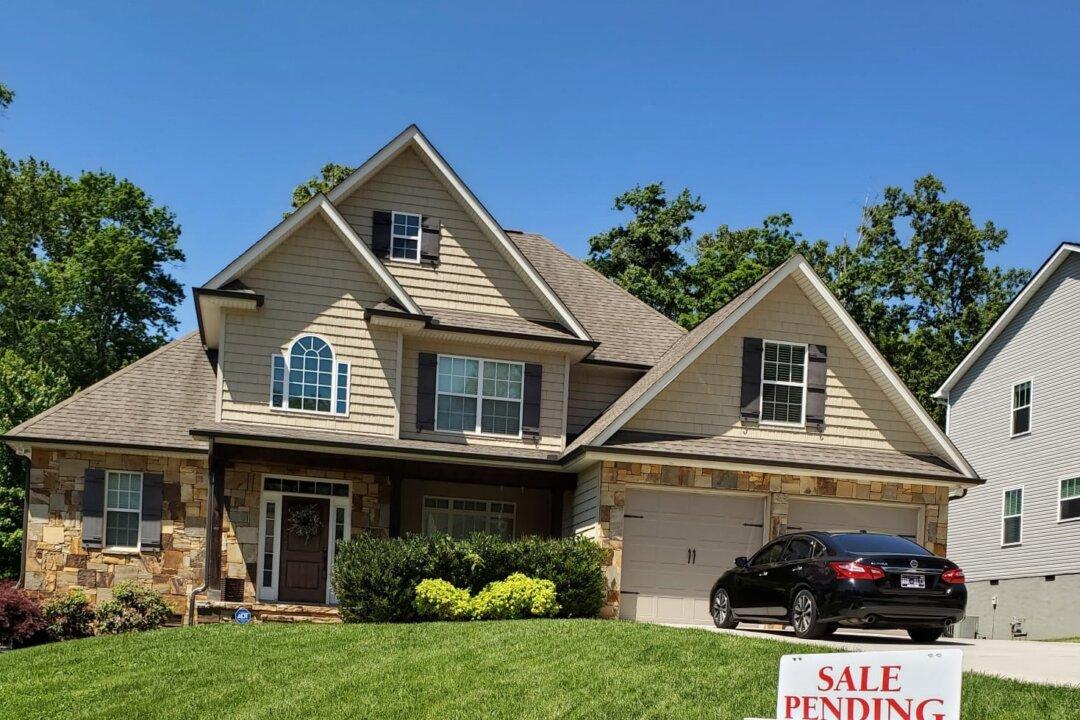 Mortgage Rates Soar, Currently Above 6 Percent