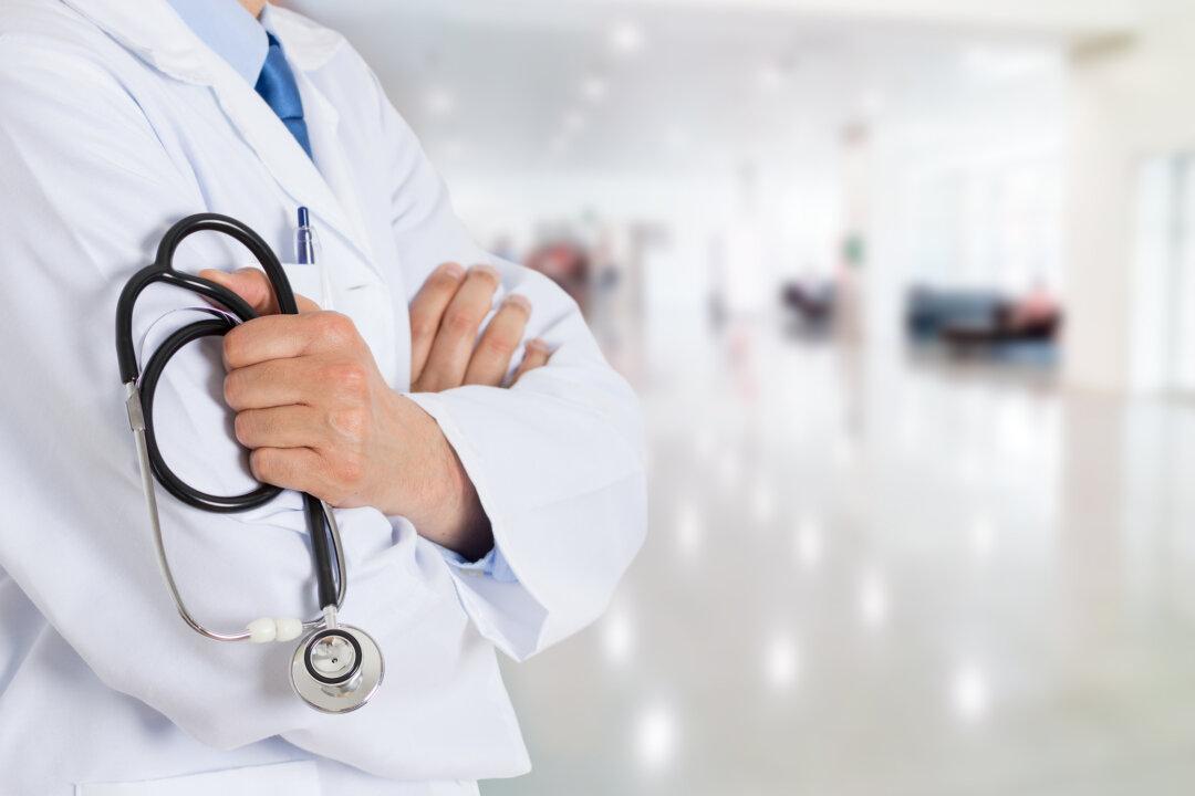 Doctors Sue FDA, Allege Crusade Against Ivermectin ‘Unlawfully Interfered’ With Their Ability to Treat Patients