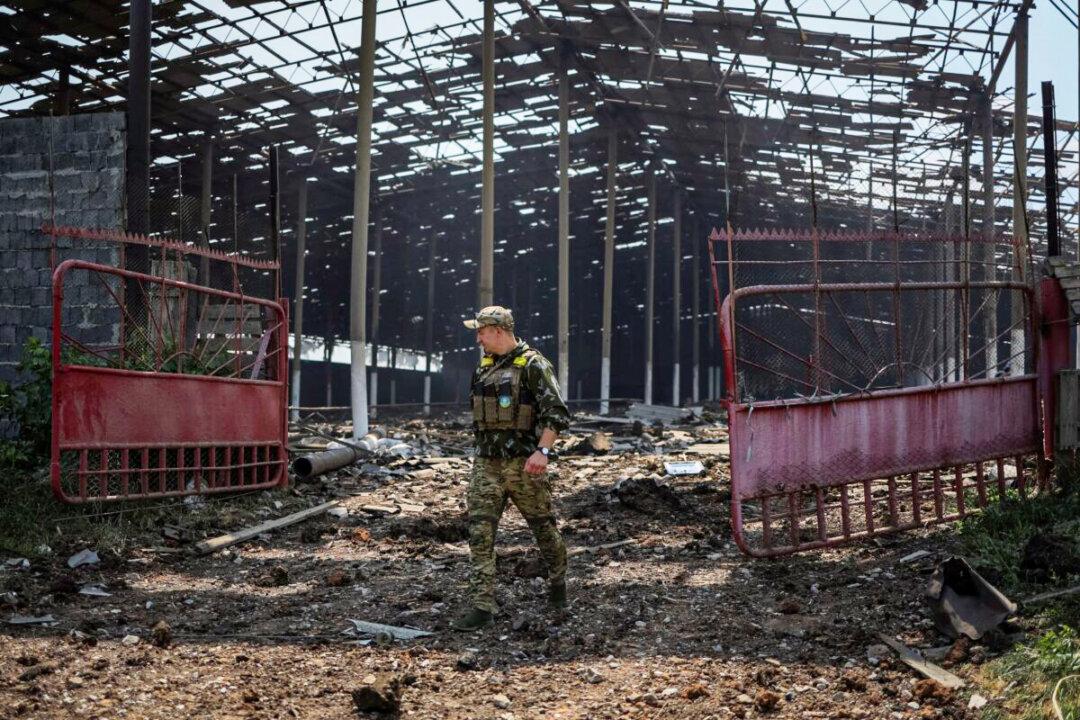 Ukraine Claims Troops Hold on Sievierodonetsk, Advance in South