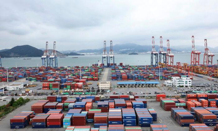 South Korea’s Trade Deficit Has Lasted for a Year Due to China Trade Dependence