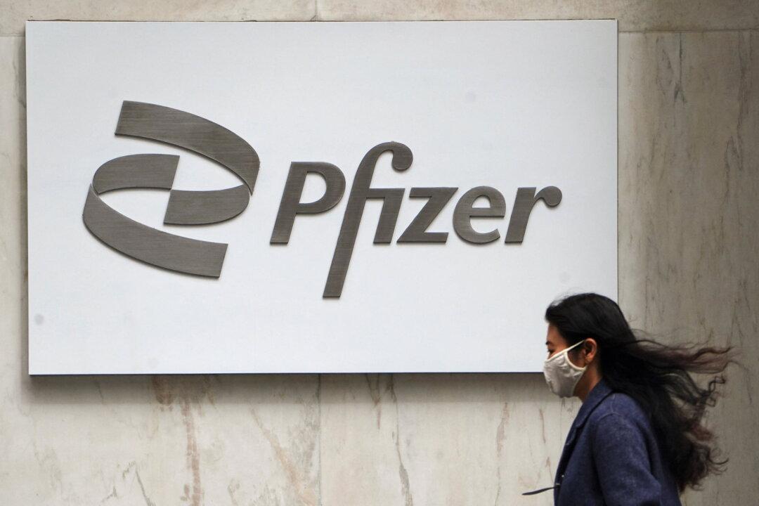 Pfizer to Exit GSK’s Consumer Health Arm After Spin-Off
