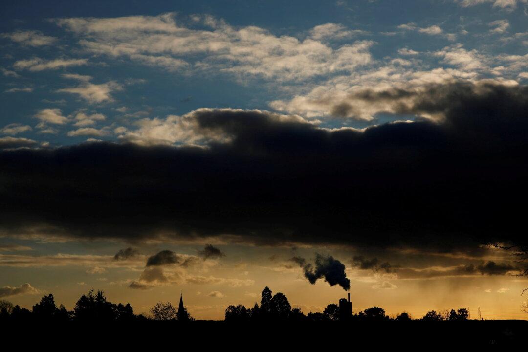 UK Manufacturing Growth Hits 16-month Low in May: PMI