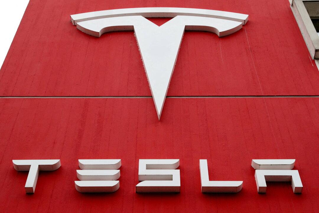 Judge Gives Former Tesla Worker a Deadline to Accept $15 Million Payout Over Racism