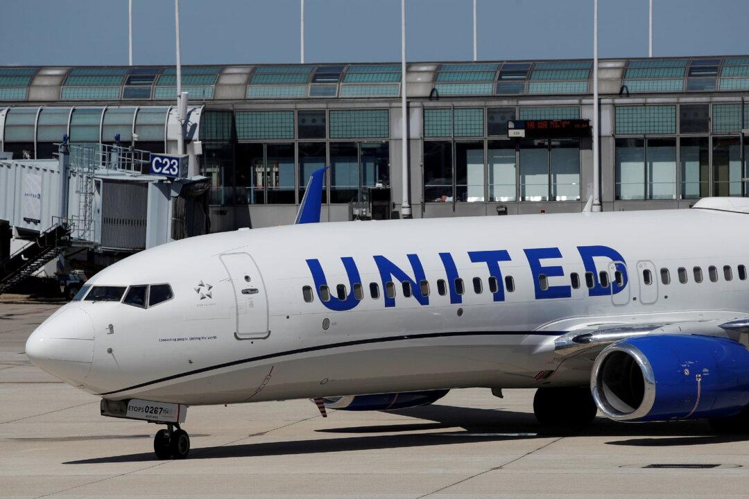 United Airlines CEO Warns Fuel Costs Could Remain High