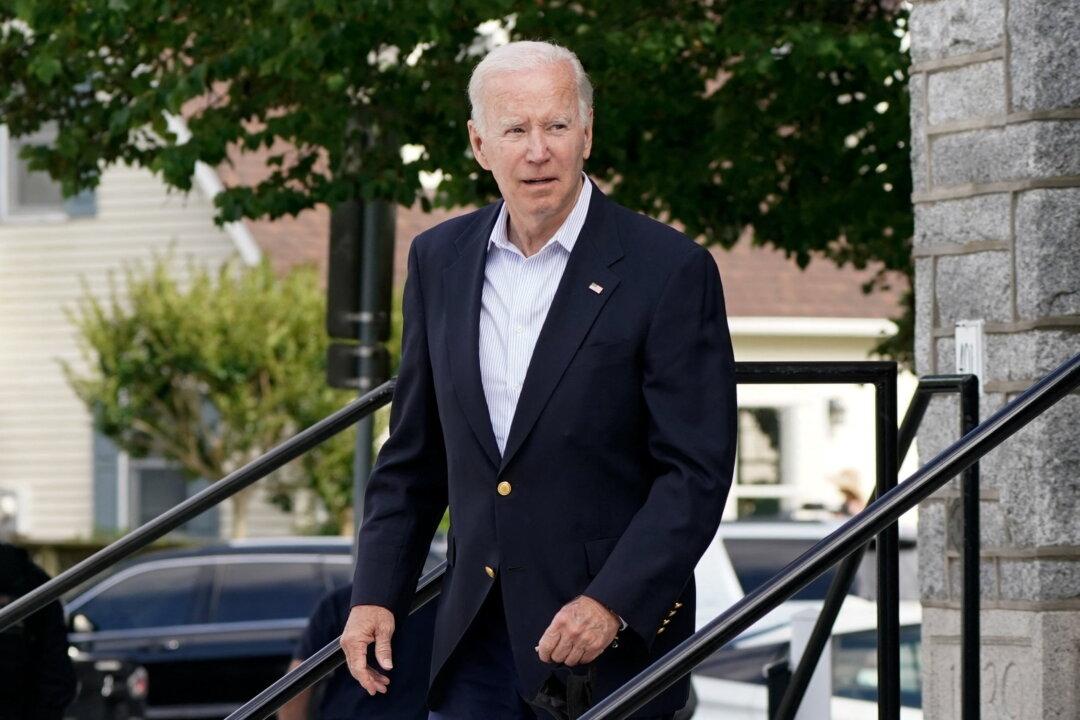 Biden Still Positive for COVID-19 as He Deals With Pfizer Drug ‘Rebound’: Doctor