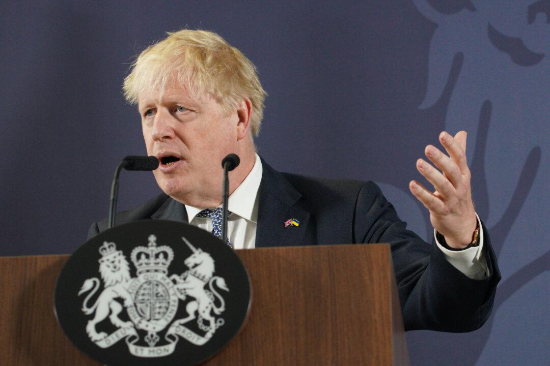 Downing Street Vows to Try to Free British Men Sentenced to Death by Pro-Russian Court