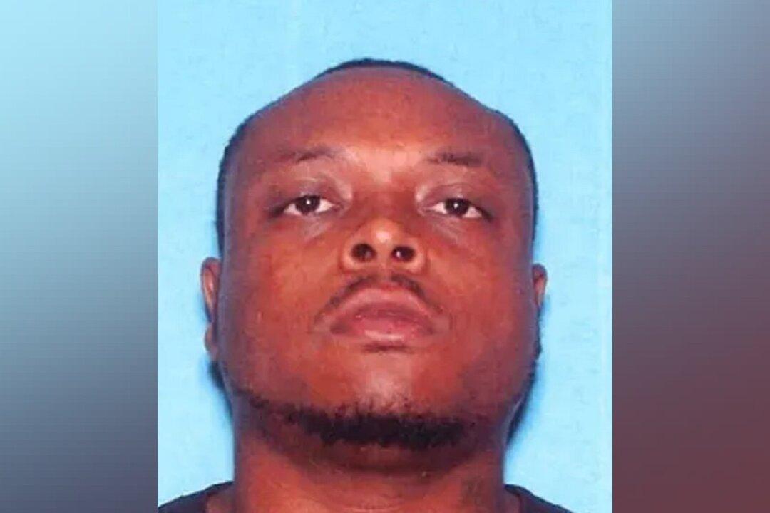 Man Sought in Shooting Death of Mississippi Officer Arrested