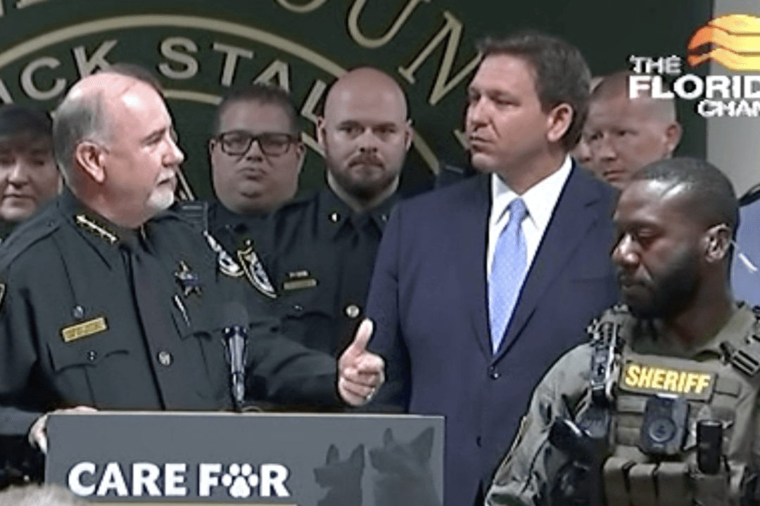 DeSantis Backs Retired K-9 Blue With Aid for Veterinary Care