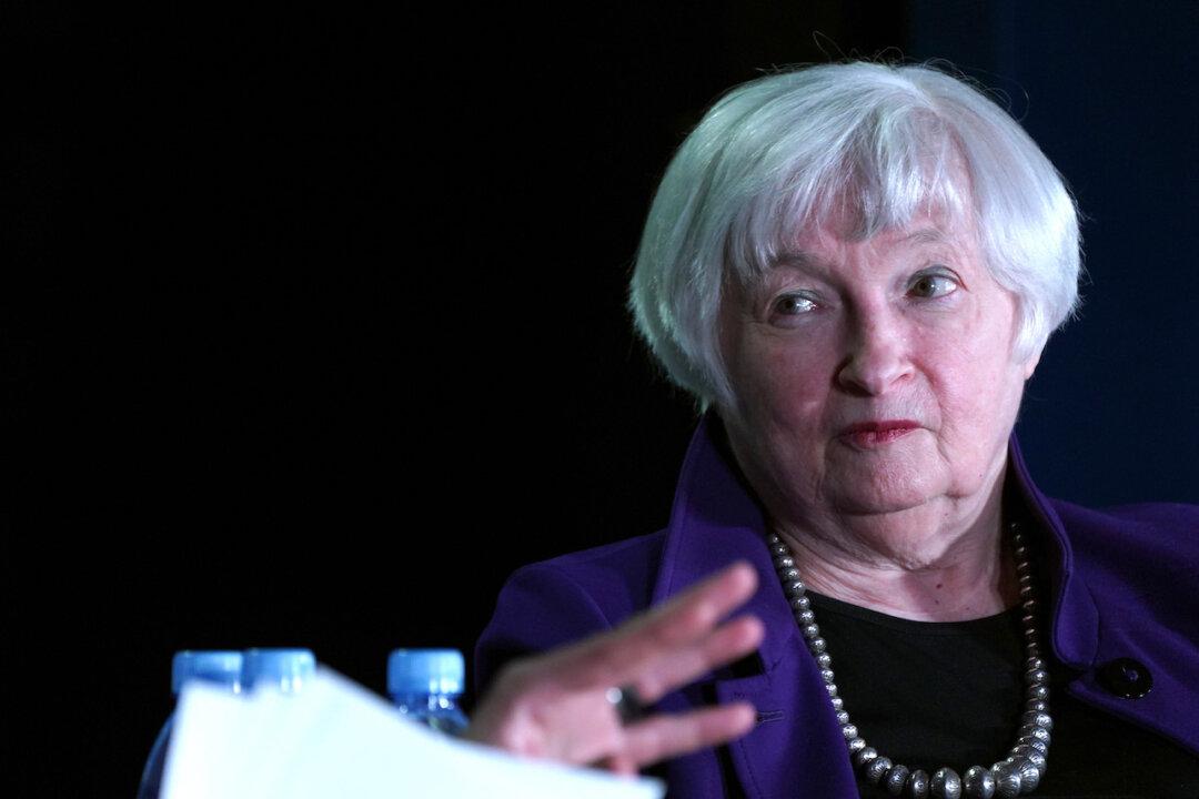 Gas Prices Unlikely to Fall Soon, but ‘Nothing’ Suggests Oncoming Recession: Yellen