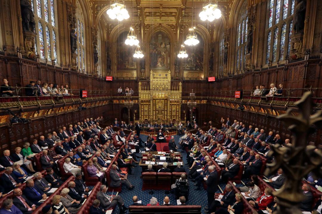 MPs Will Investigate House of Lords Membership, Size, Effectiveness