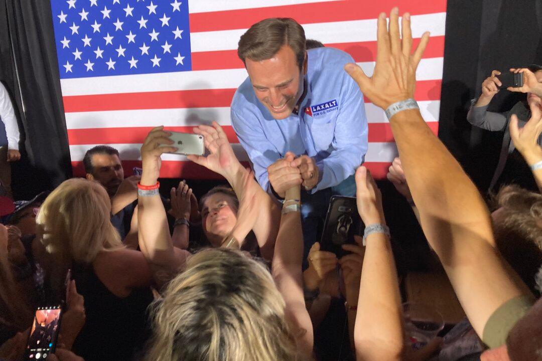 MAGA Notables Descend on Nevada to Back Laxalt for Senate as Primary Nears