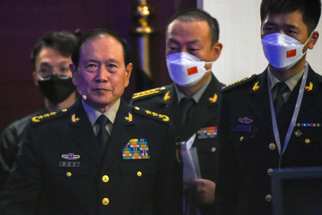 China Breaks Diplomatic Freeze: Defence Minister Initiates High Level Talks With Australia