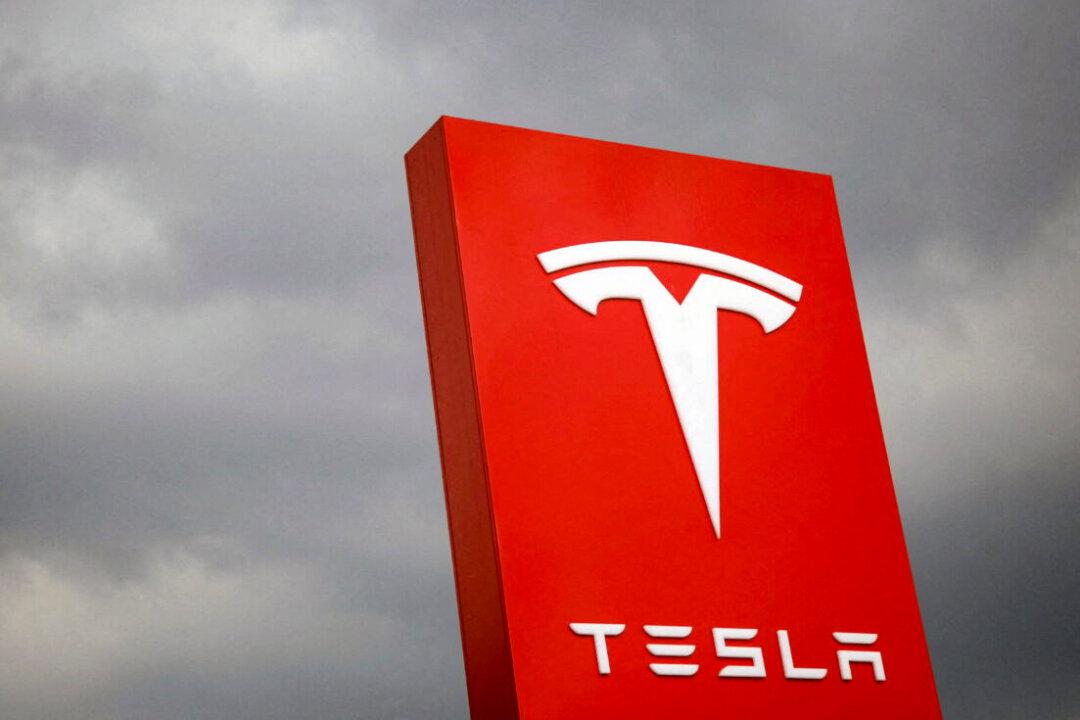 Tesla’s Singapore Country Manager Fired After Musk Warns Of Global Job Cuts