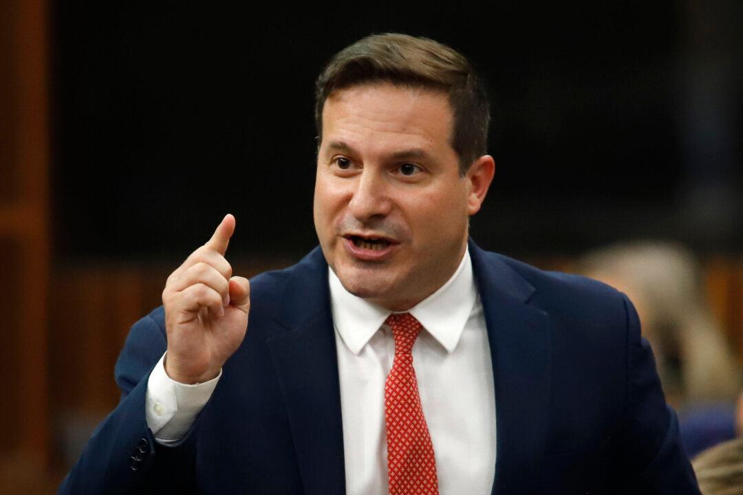 Liberal Government Formally Tables Bill That Bans Huawei From 5G/4G