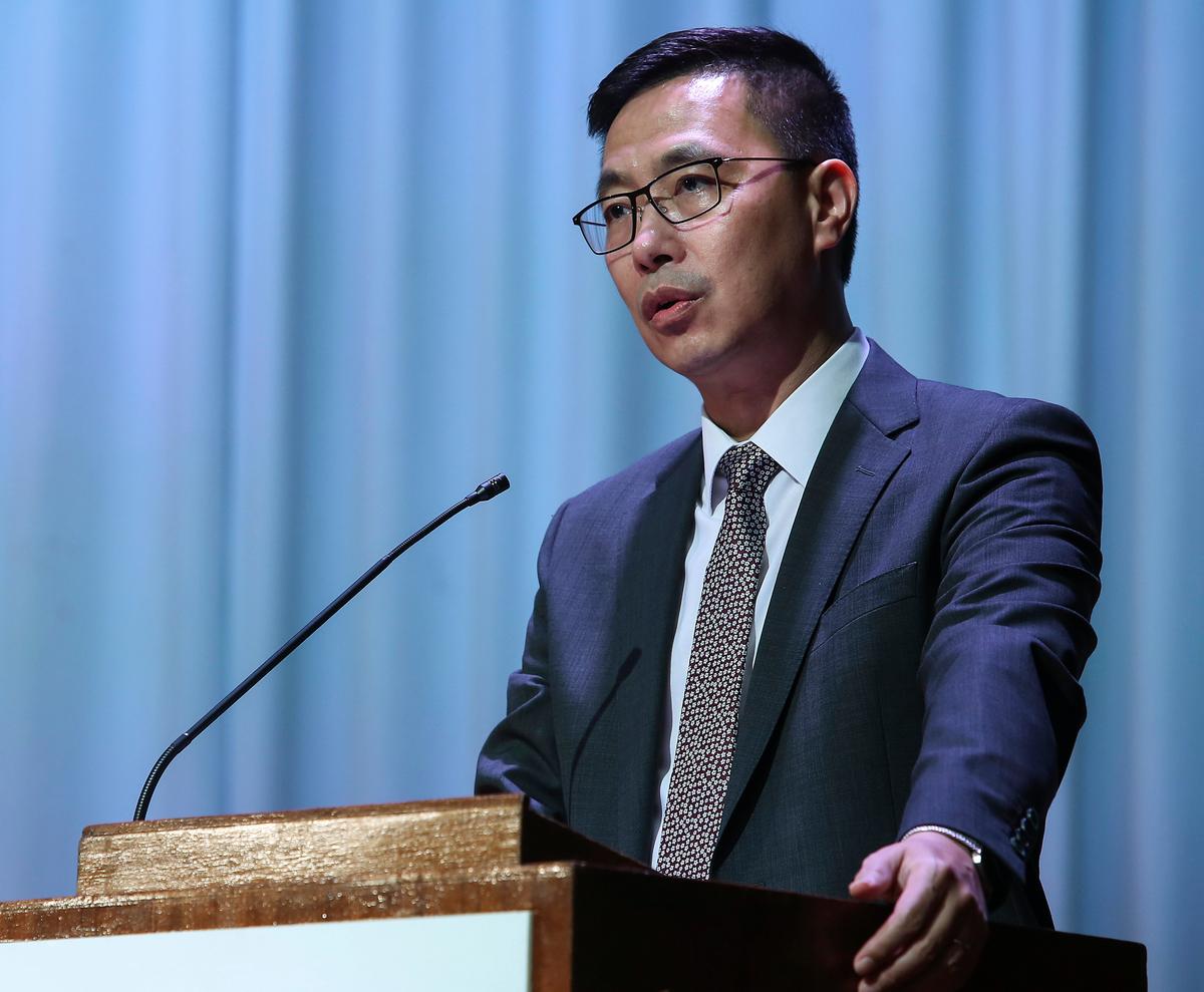 Hong Kong Schools Retold to Remove Books That ‘Endanger National Security’