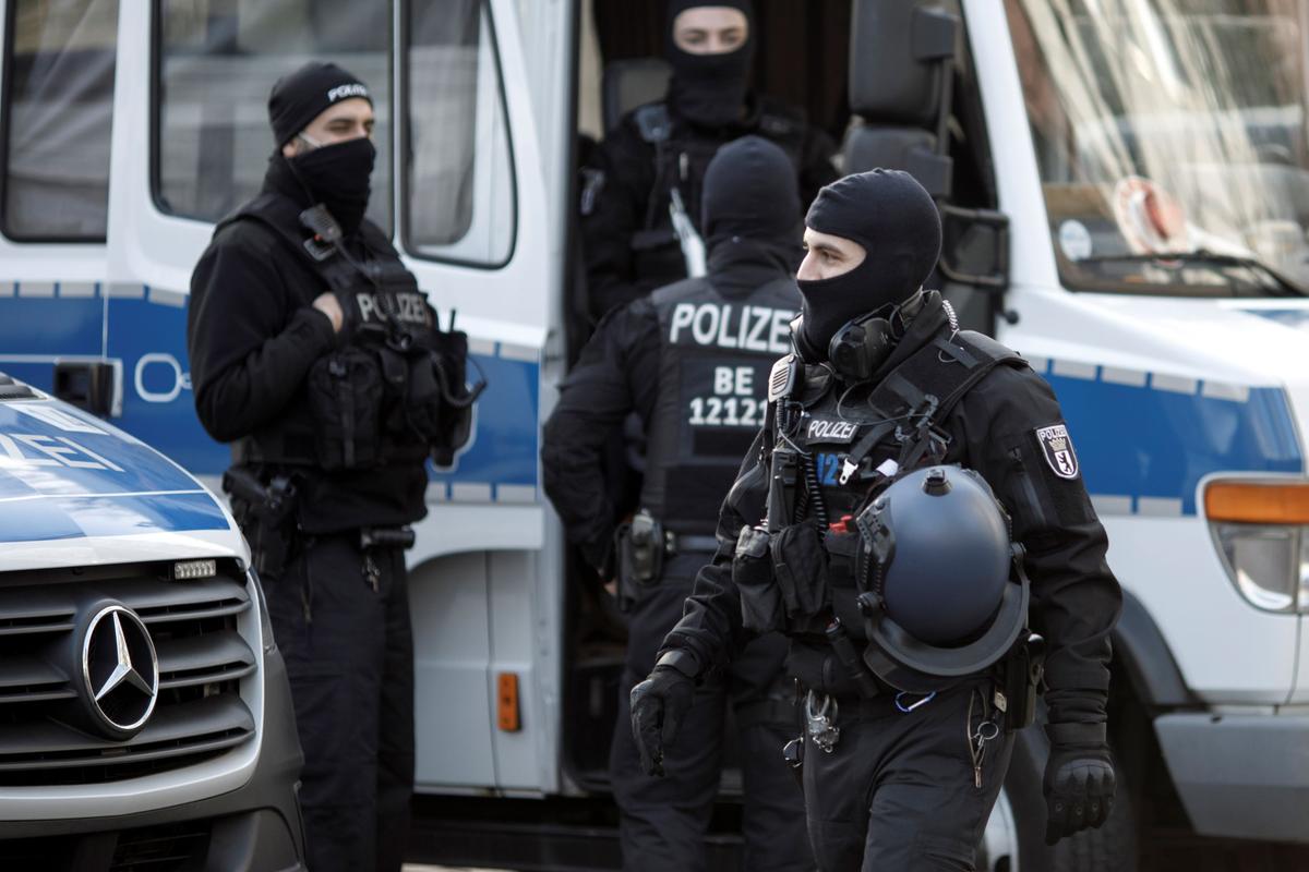 German, Dutch Authorities Arrest 4 in Suspected Hamas Terror Plot; 3 More Arrested in Denmark