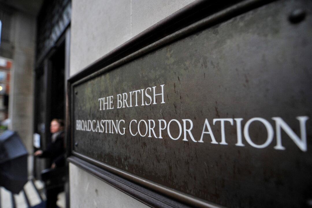 Russia Bans 49 British Journalists, Defence Officials From Entering