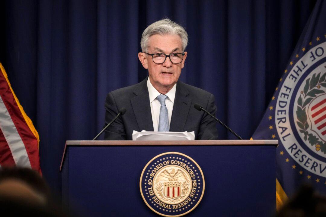 Fed Is ‘Acutely Focused’ on Fighting Inflation, Says Powell