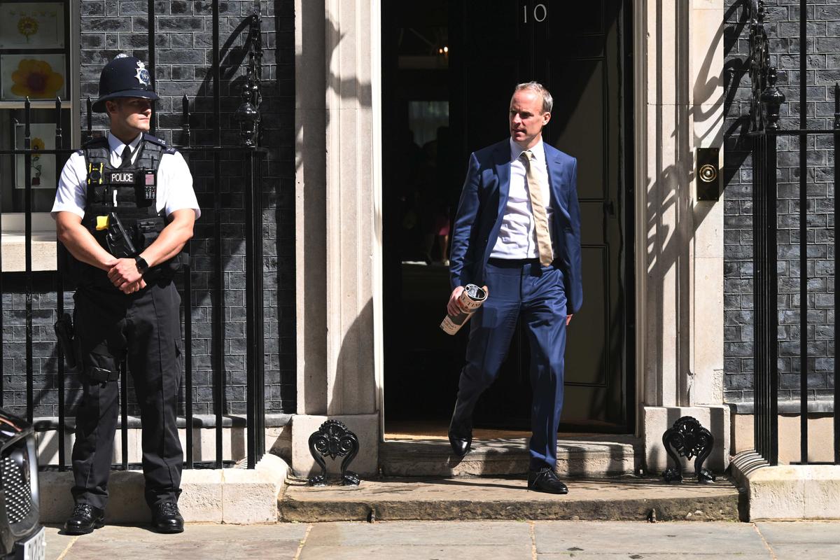 Released Prisoners in England to Be Given Alcohol Tags to ‘Make Streets Safer’