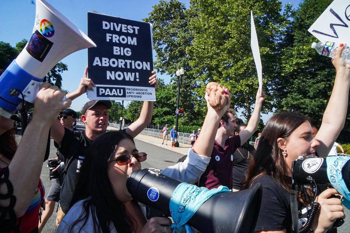 Unlikely Political Alliance Changes Pro-Life Protest Tactics