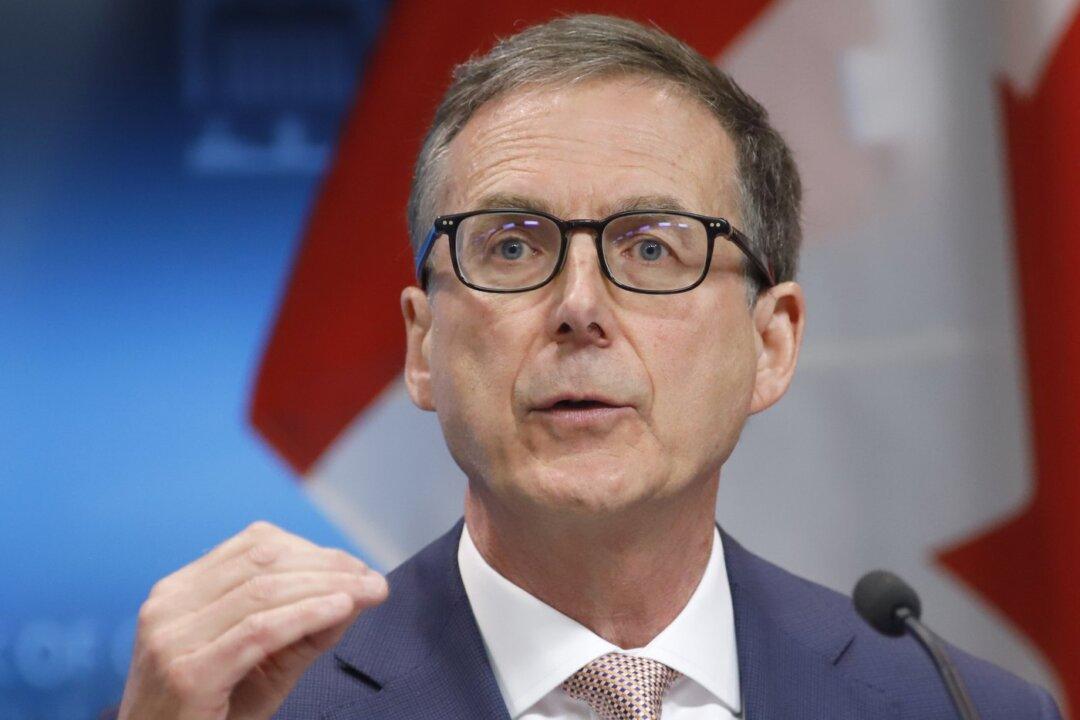 Bank of Canada Likely to Mirror 0.75% Fed Hike Next Month: Economists