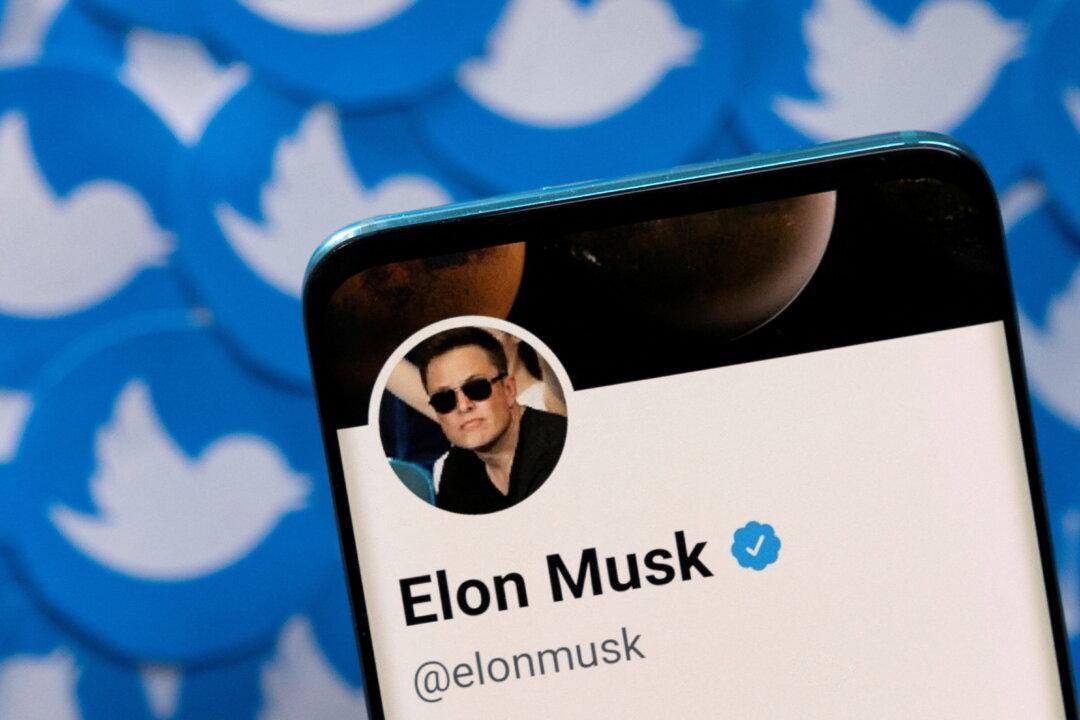 Hindenburg Goes Long on Twitter, Bets Against Musk
