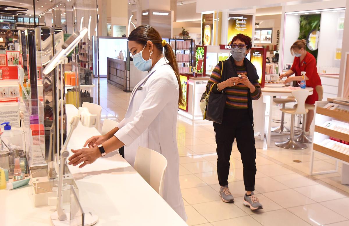 No Change to Australian Unemployment Rate in May Despite Job Market Tightening