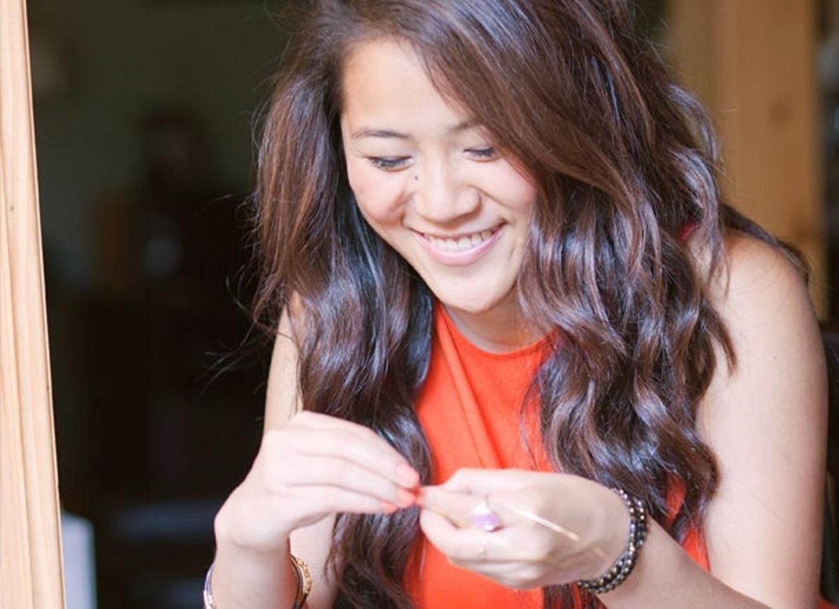 This Teen Paid for College by Selling on Etsy. Here Are 5 Ways She Did It.