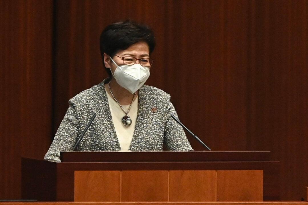 Carrie Lam Acknowledged No Foreseeable Traveller Clearance to Mainland in the Short Term