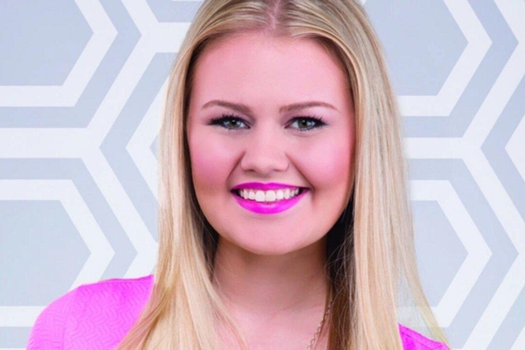 How This Teenager Turned Her Childhood Hobby Into a Global Business