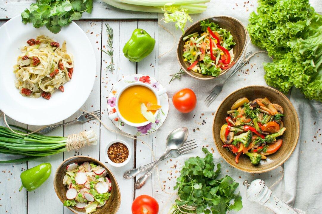Food and Mood: How to Eat Well for Your Mental Health