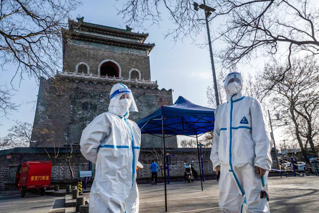 Beijing Orders New Mass Testing and Lockdowns as COVID-19 Resurges