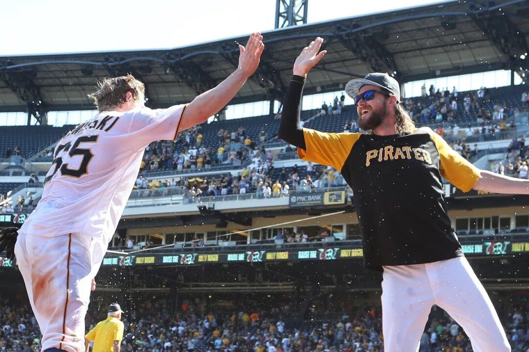 MLB Roundup: Jack Suwinski Powers Pirates Past Giants