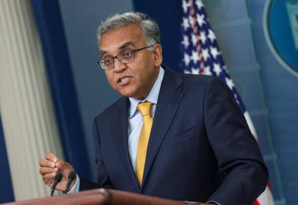 Dr. Ashish Jha, the White House's COVID-19 response coordinator, speaks to reporters in Washington on June 2, 2022. (Kevin Dietsch/Getty Images)