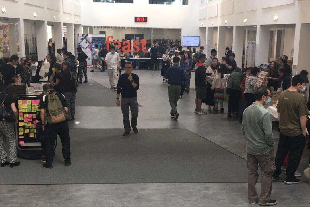 Restructuring Hong Kong’s Civil Society: From the Perspective of Food Trucks