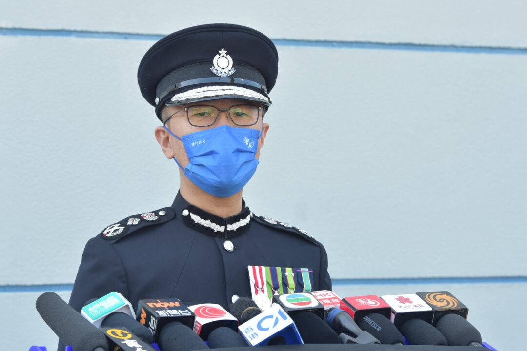 Xi’s Uncertain Visit to Hong Kong Has Police in War Mode, Students Made to Meet and Greet Xi