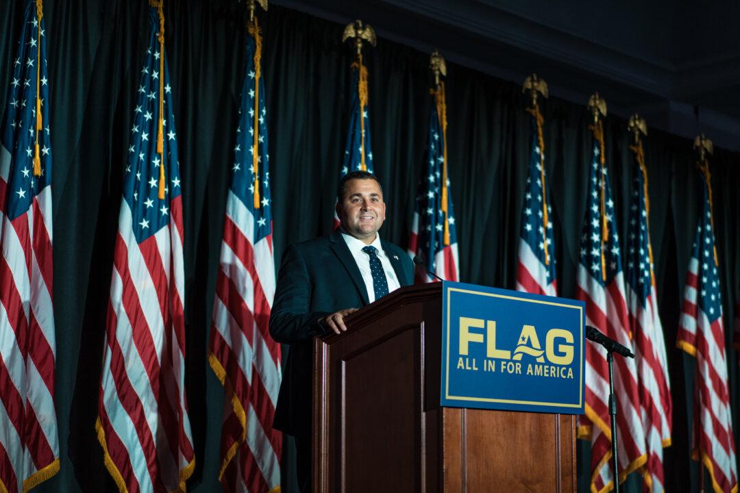 From the Land of Oz: An Aussie-Born U.S. Citizen Explains Why It’s Important to Teach Kids to Love Their Country