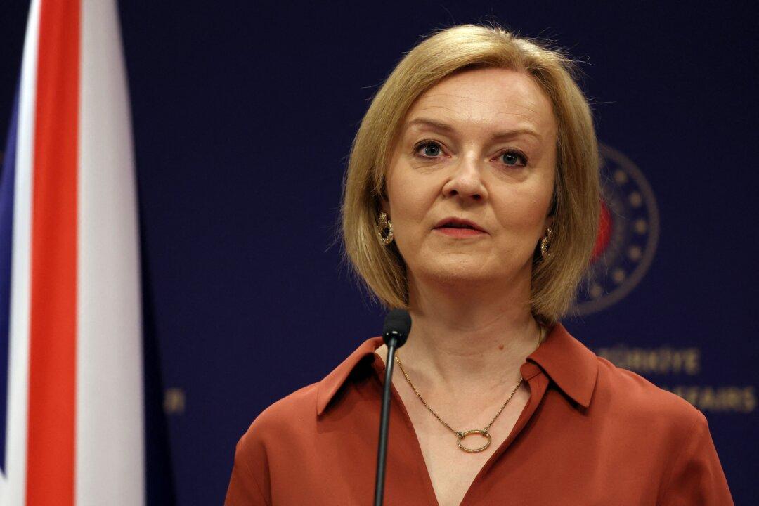 Liz Truss Pledges ‘New Commonwealth Deal’ to Counter Chinese Influence
