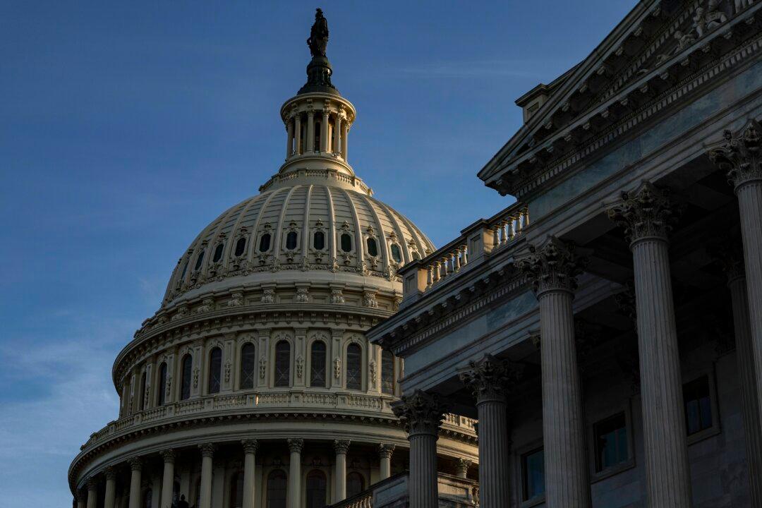 Senate Breaks Filibuster on Gun Deal, Clearing Way for Final Passage