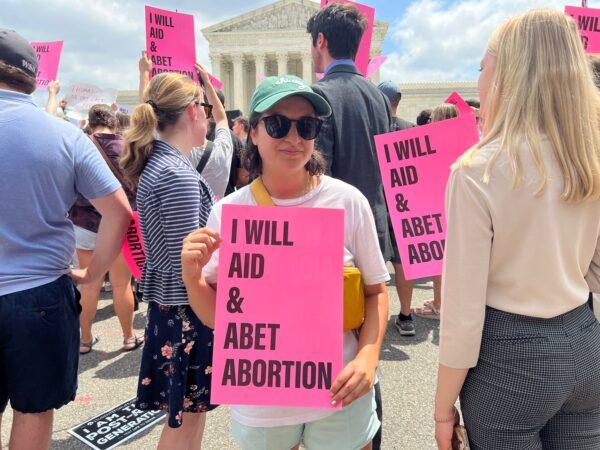 Pro-abortion protester Lili Galante outside the Supreme Court in Washington on June 24, 2022. (Emel Akan/The Epoch Times)