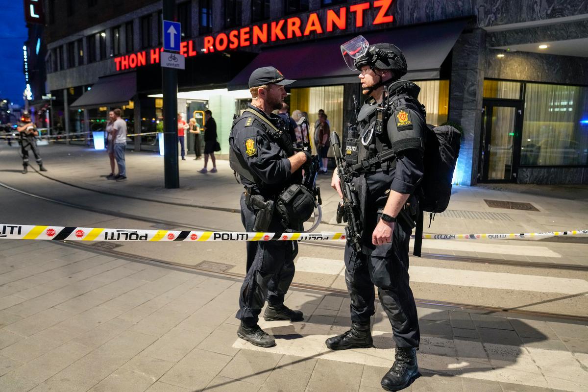 2 Dead, Several ‘Seriously Injured’ in Oslo Nightclub Shooting