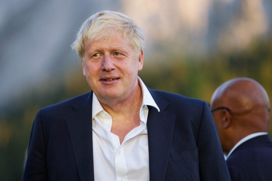 West Must Break Russian Blockade to Get Grain out of Ukraine, Boris Johnson Tells G-7