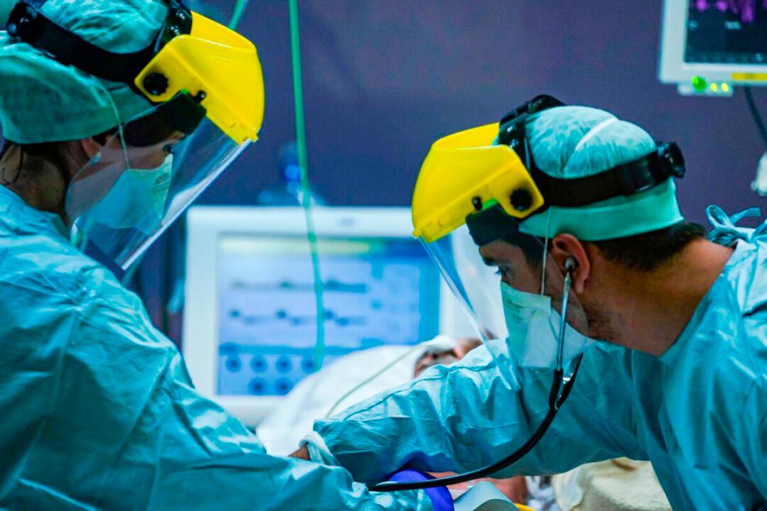 Biden Admin Says Hospitals Must Provide Abortions in Emergencies Despite State Laws