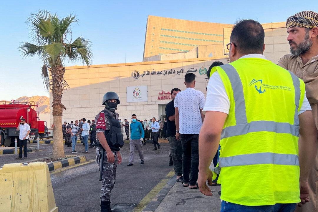 Chlorine Gas Leak Kills 12, Injures 251 at Jordan Port