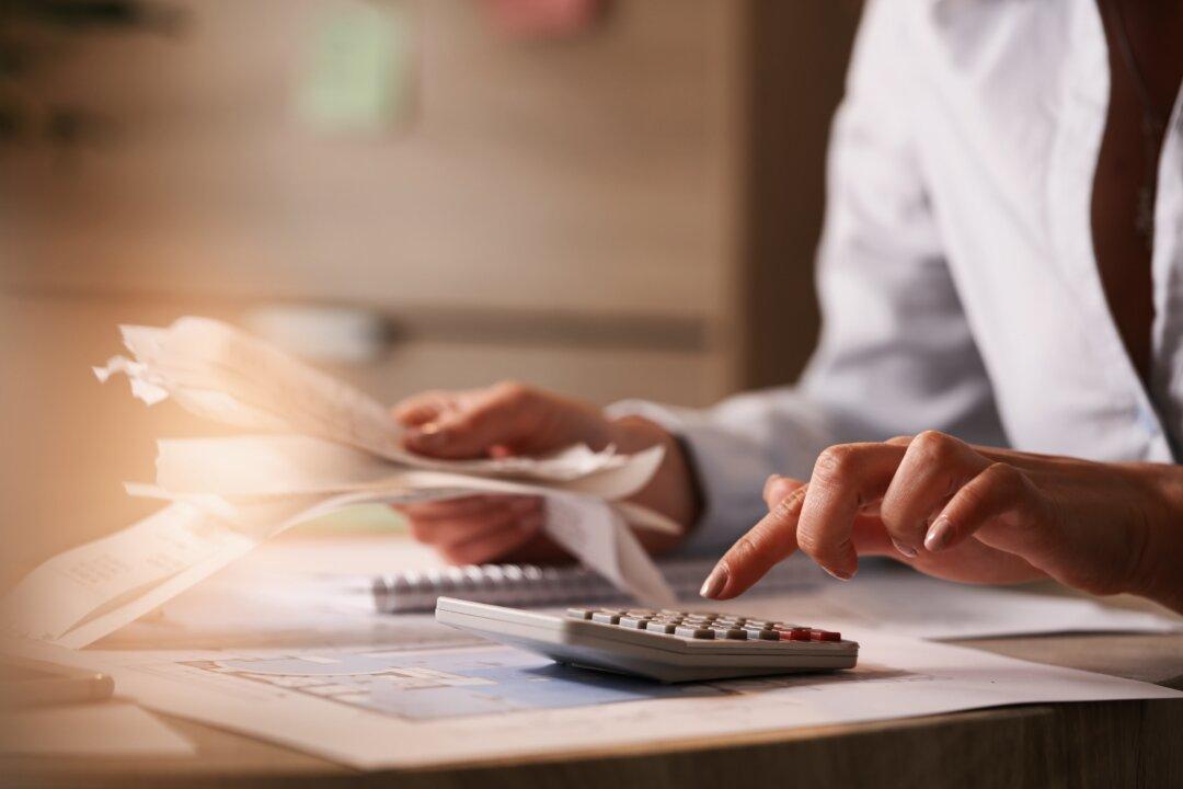 American Household Debt Surpasses $17 Trillion for the First Time