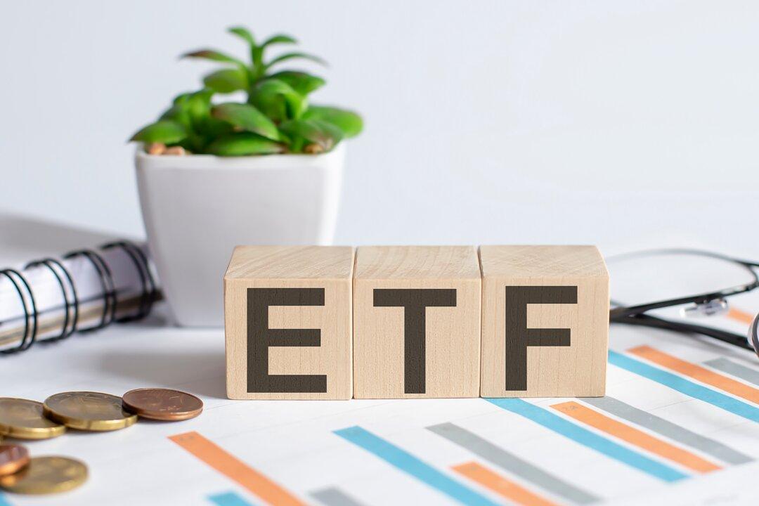 7 Popular Thematic ETFs: Here’s How to Invest in Some of the Hottest Trends