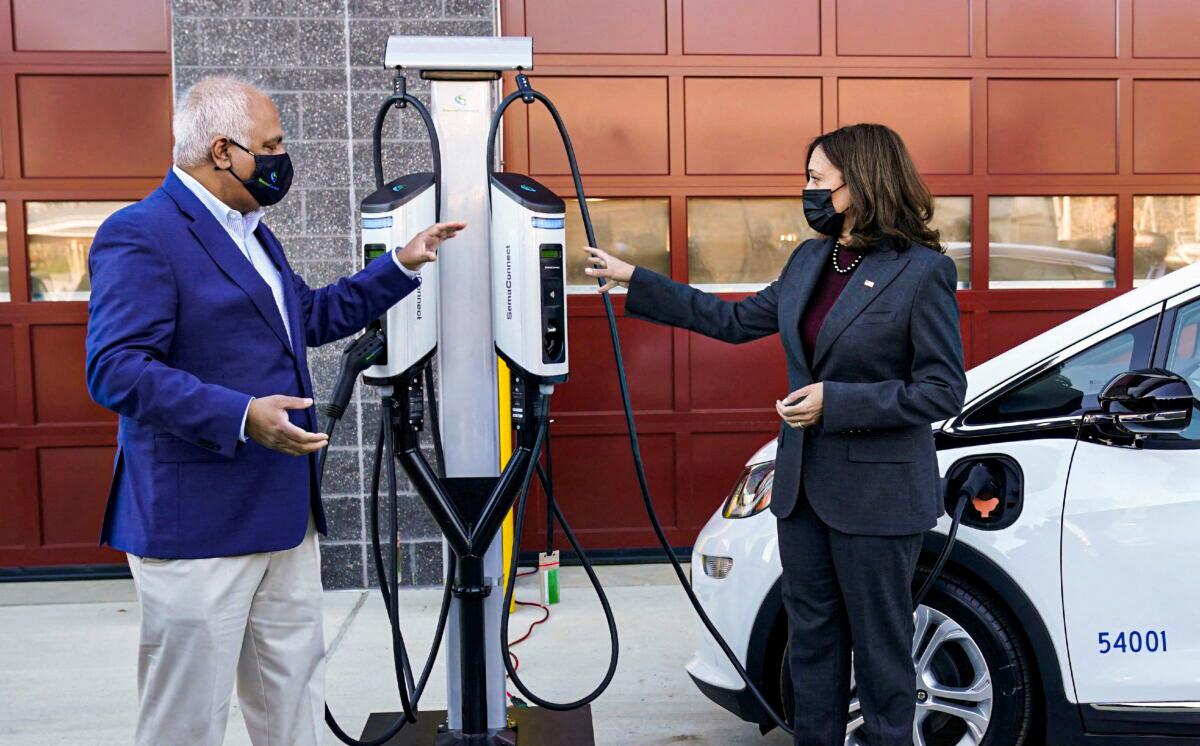 Volkswagen, Siemens Among Companies Investing Over $700 Million to Boost EV Charger Production